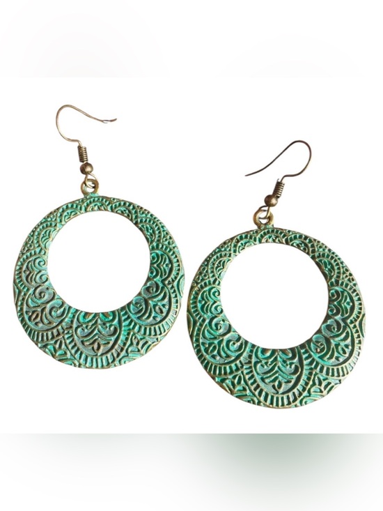 Jewelry - 🔴Antique Brass Boho Drop Earrings with Embossed Mandala Design in Green Patina